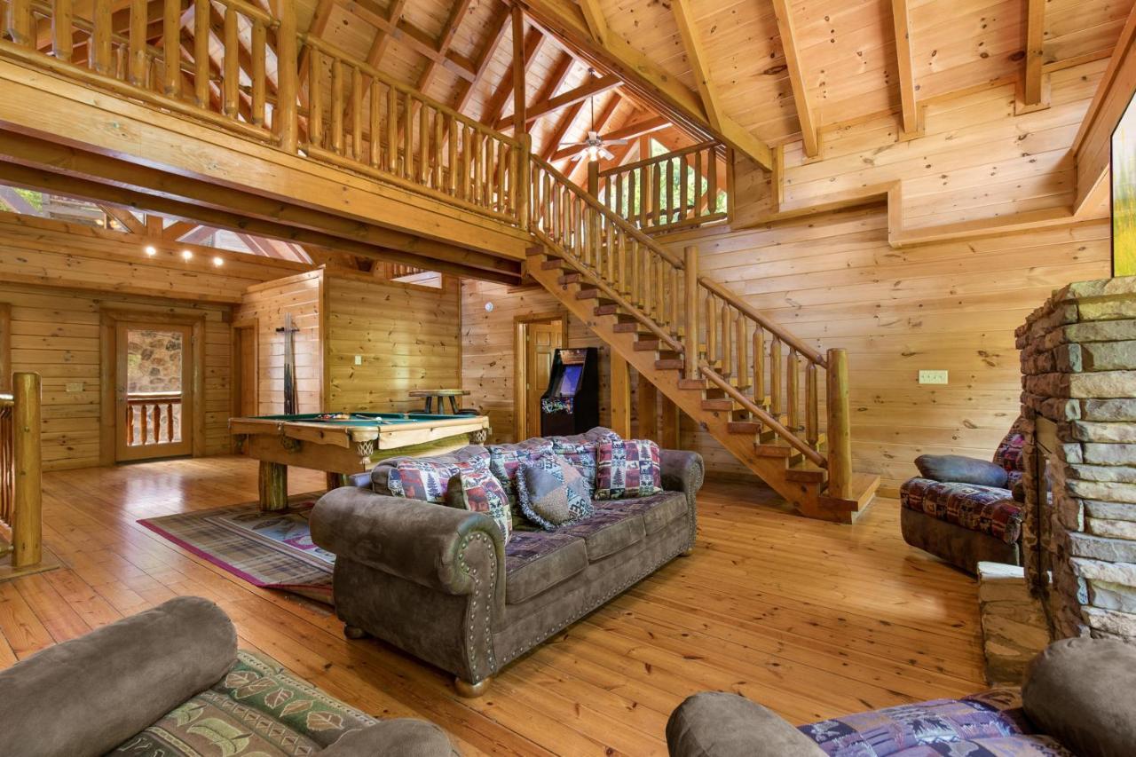 פיג'ן פורג' Mountain Cinema Lodge מראה חיצוני תמונה