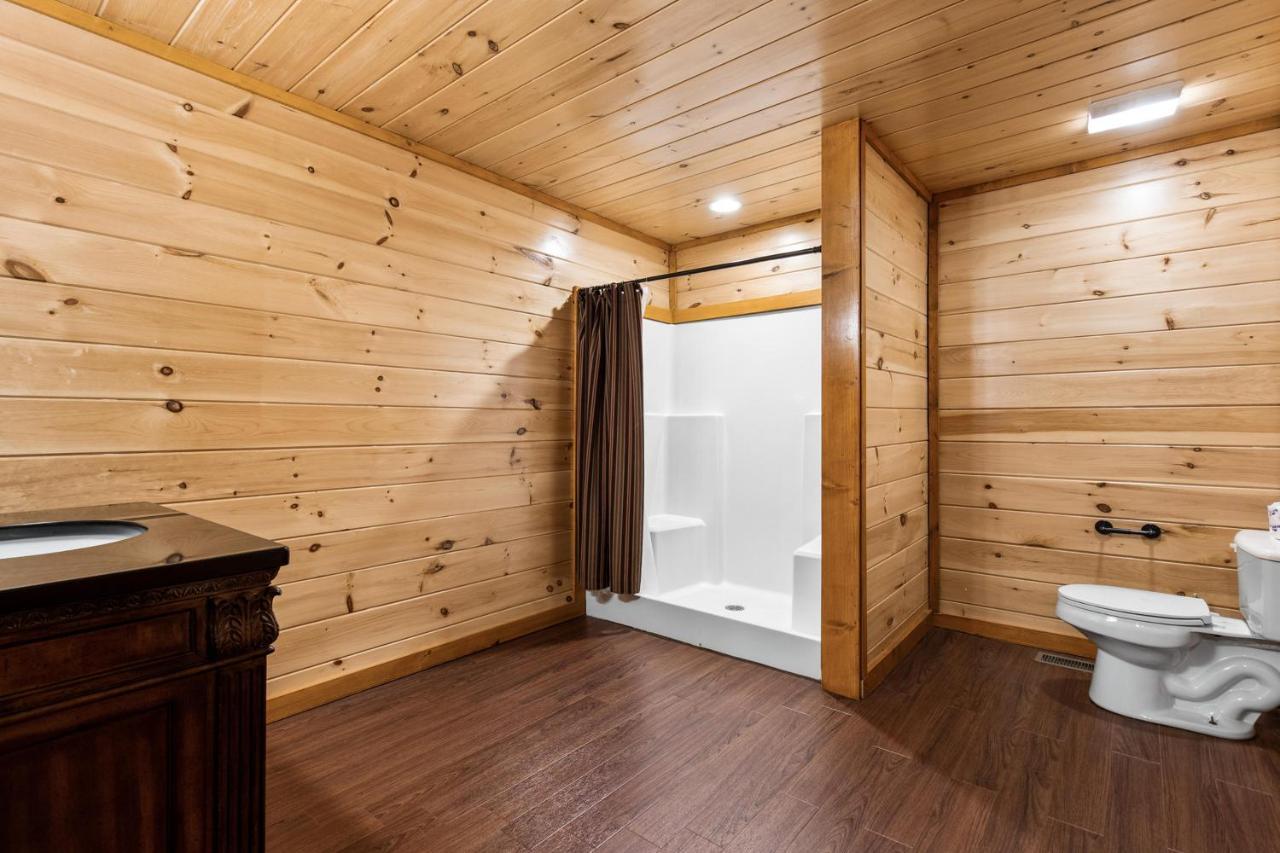 פיג'ן פורג' Mountain Cinema Lodge מראה חיצוני תמונה